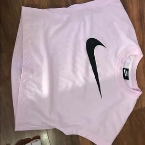 Nike cropped tee